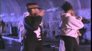 Watch Saltnpepa Start Me Up video