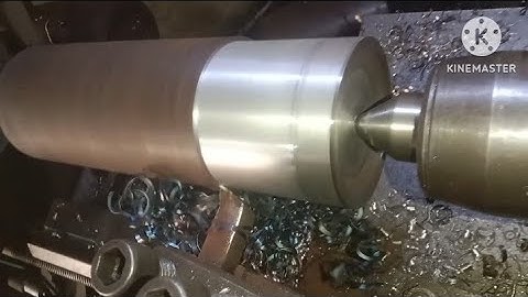 Shaft turning operation on lathe machine #machineshop #automobile #metallathe #lathemachine