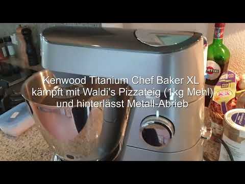 Kenwood Titanium Chef Baker XL kämpft mit Waldi's Pizzarezept