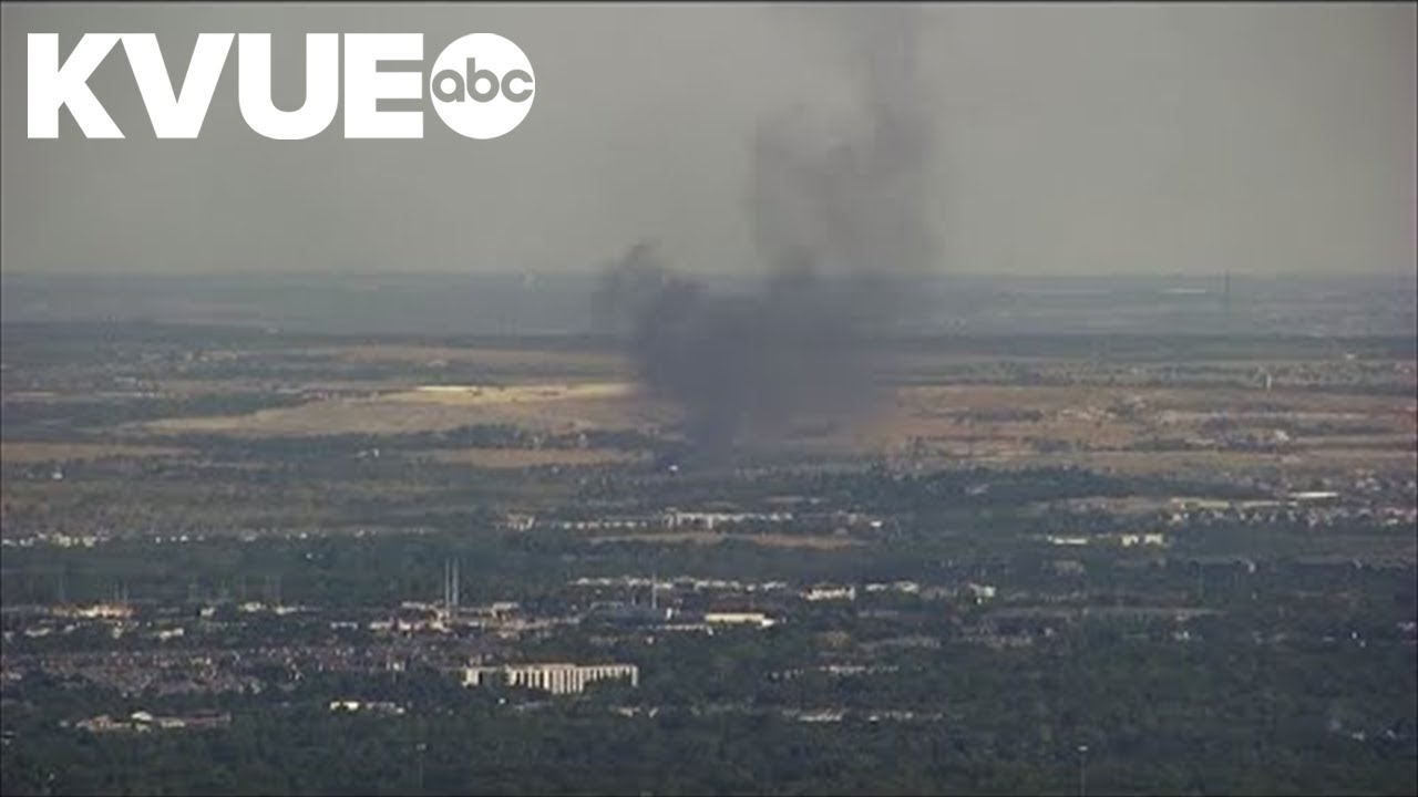 Oak Grove wildfire in Hays County 400 acres burned, 30 contained