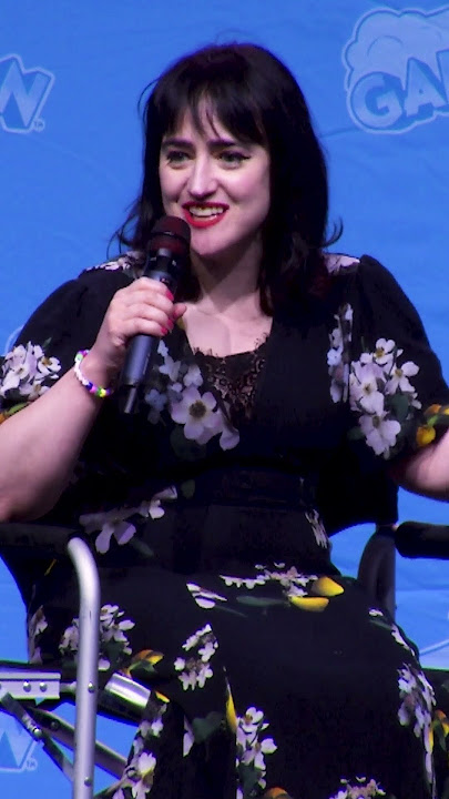 Mara Wilson (Matilda) talks all about Danny Devito
