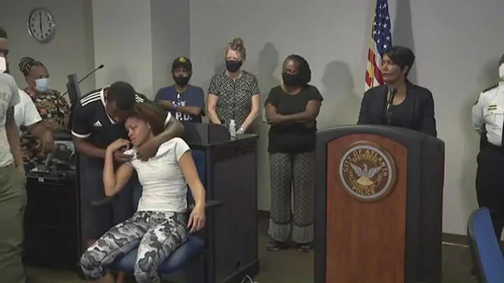 Heartbroken parents of slain 8-year-old have messa...