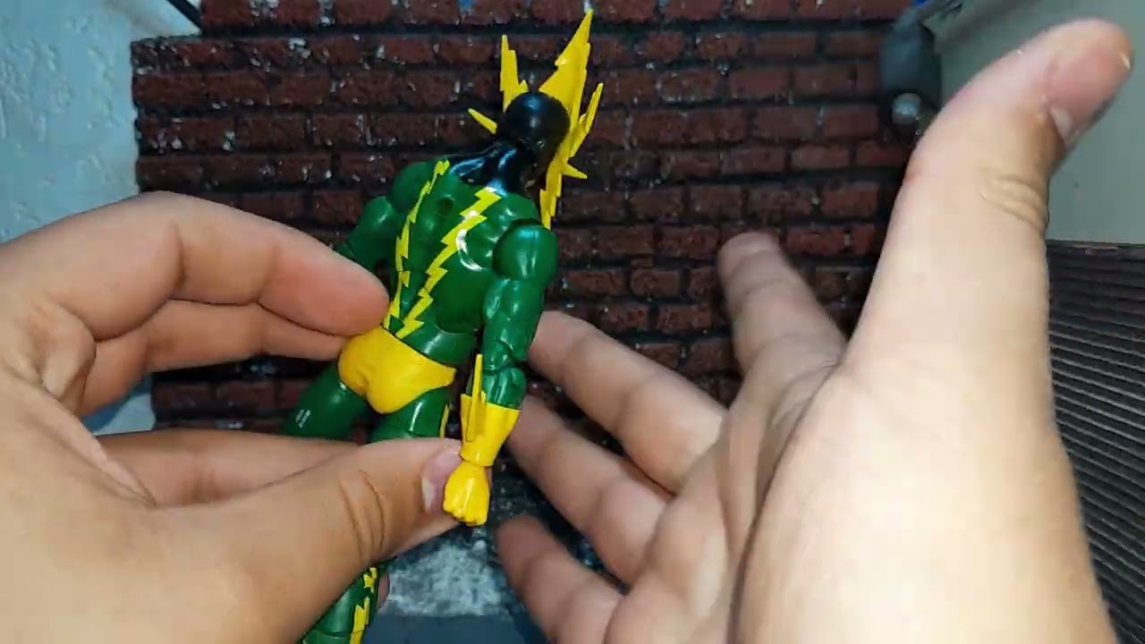 Marvel legends Electro retro review
