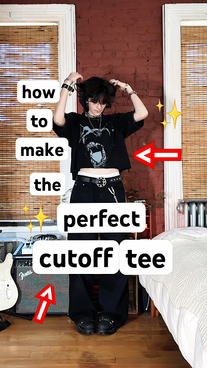 how to make a cutoff tee 💘✨#tutorial #clothing #style #unisex #androgynous #unisexfashion #diy