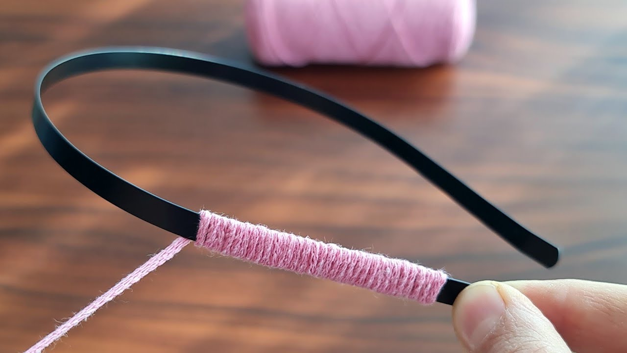 Wow!! How to make a crochet eye-catching crown 🥰 Tığ işi göz alıcı taç nasıl yapılır 🤍