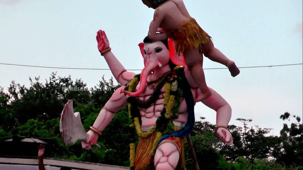 Ganesh Immersion | Hyderabad Vinayaka Nimajjanam | Dhoom Dham Dance | Ganpati Visarjan 2014