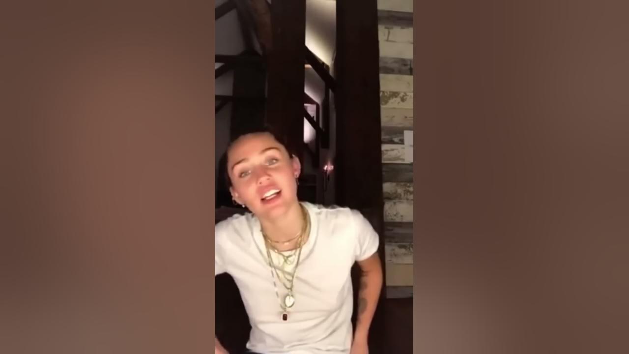 miley singing “wrecking ball” acapella