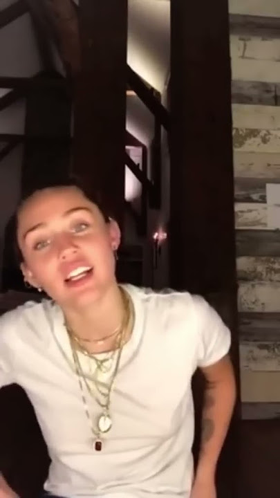 miley singing “wrecking ball” acapella