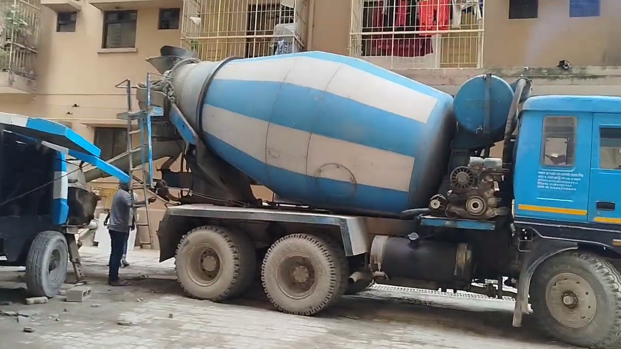 Concrete mixer