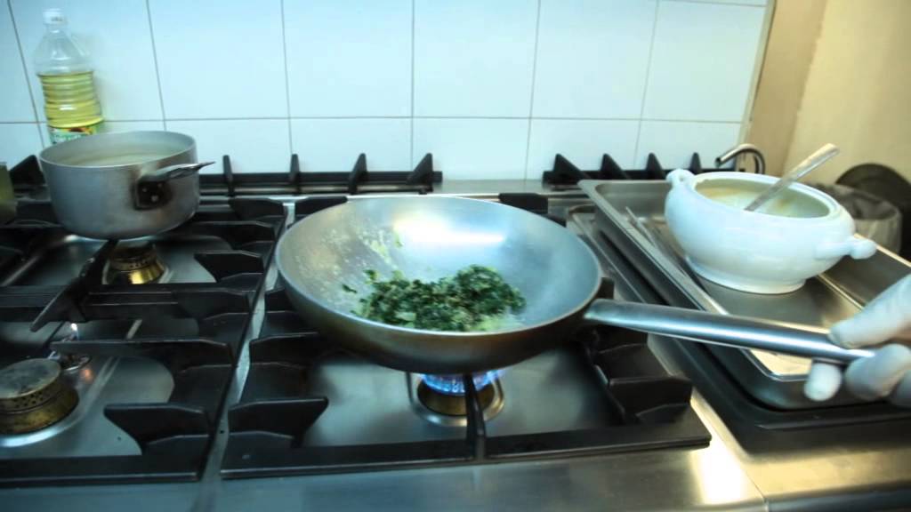 SPECIJALITET KUĆE - Restoran Diamond- Rolnice brancina - YouTube