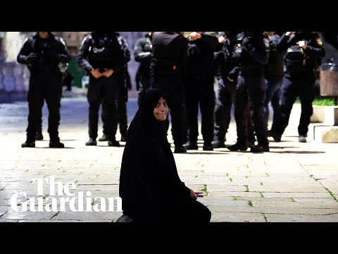 Israeli police raid