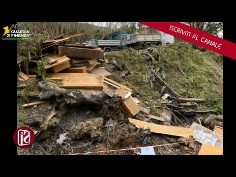 Video Sequestrata area destinata allo stoccaggio dei rifiuti a Ischia