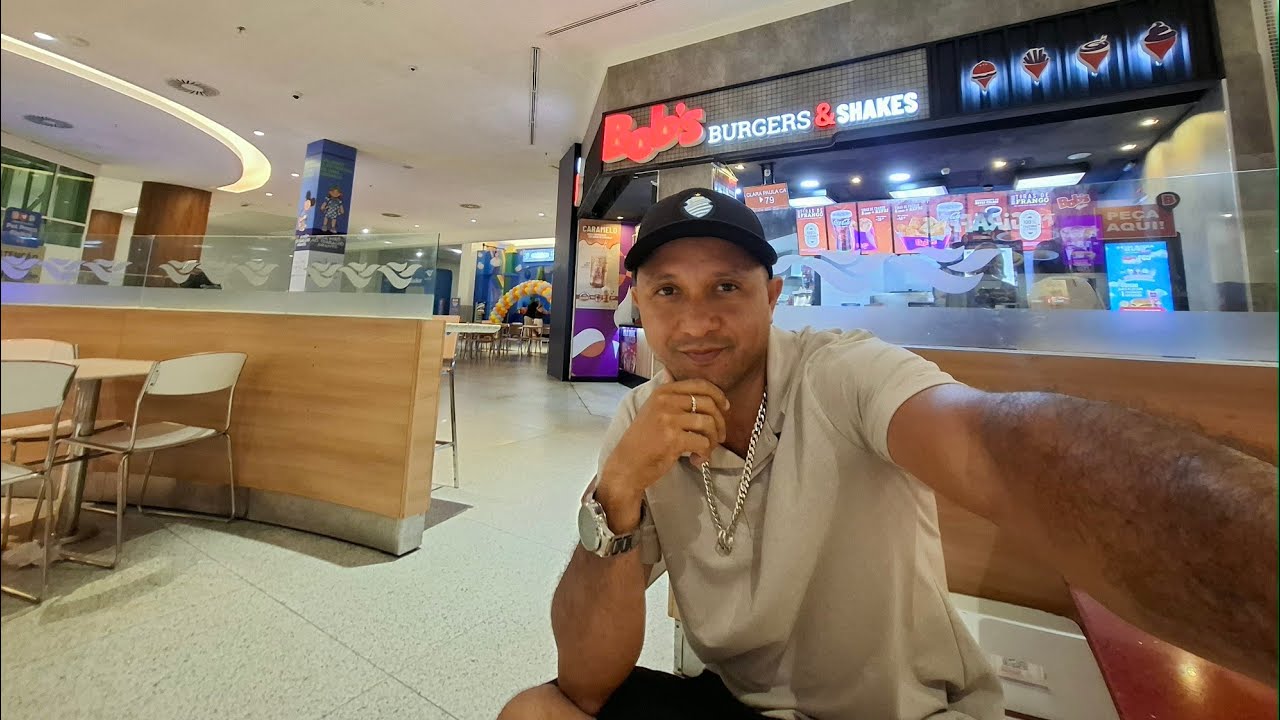 Loja da Bobs do Shopping Rio Mar Recife-PE.