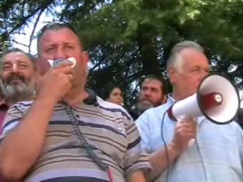 საპროტესტო აქცია პარლამენტთან 12 06 2001 წ თავისუფლება პოლიტპატიმრებს