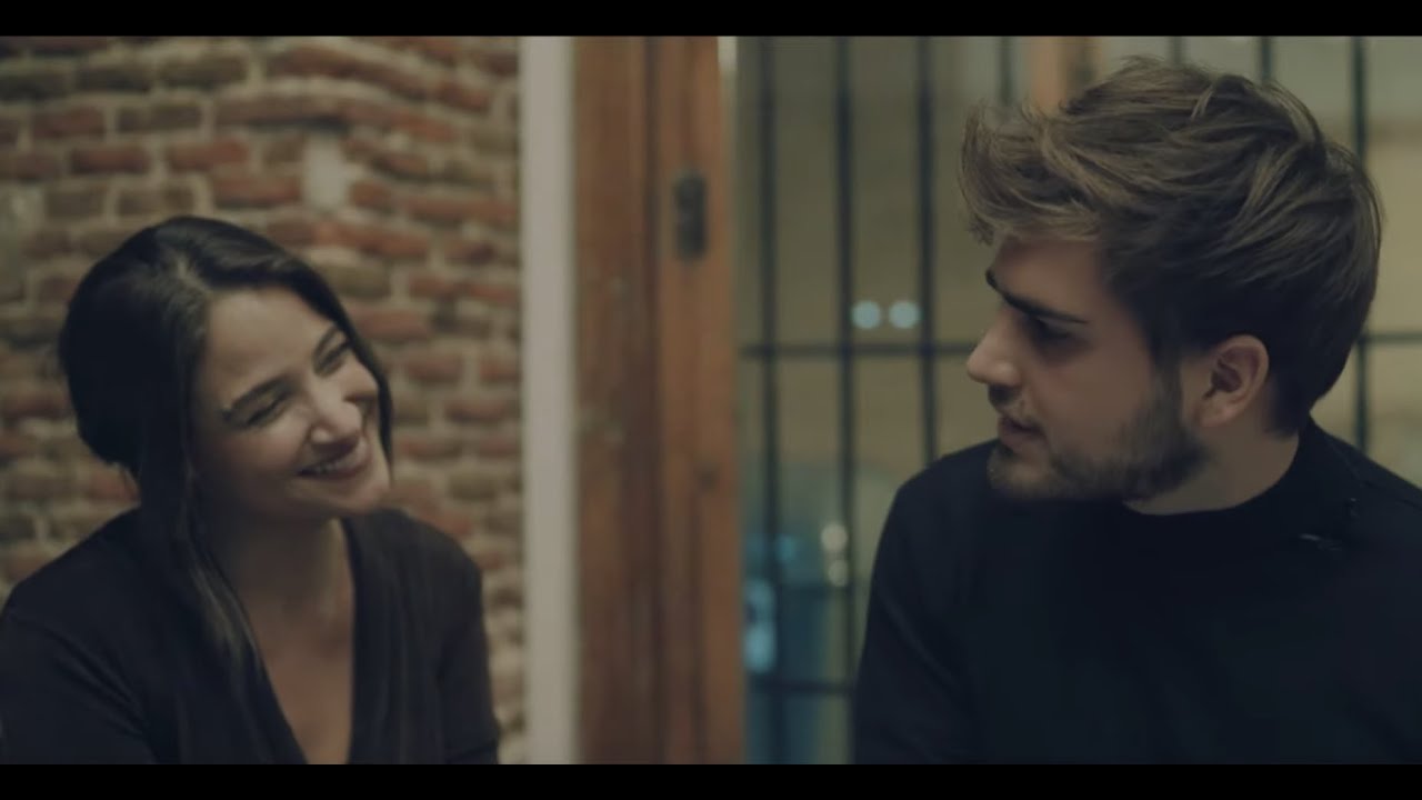 Pablo Moreno - Reina de las Victorias feat. Georgina (Acústico)