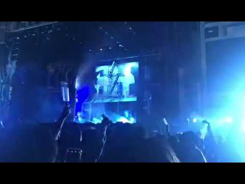 薛之谦摩天大楼演唱会2018上海站2 我好像在哪儿见过你