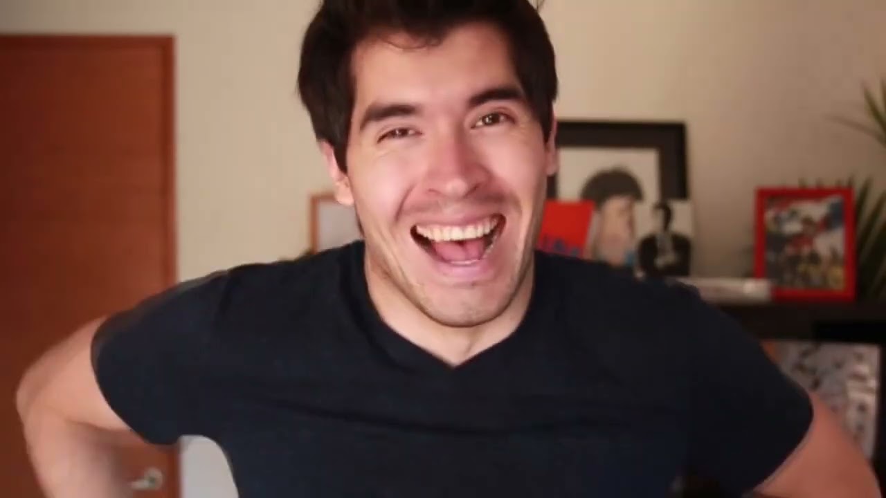 (YTPH) German representa a una persona que juega lol