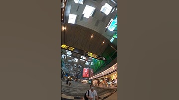 Changi Airport Singapore Hyperlapse Video Insta360 One x2 #shorts