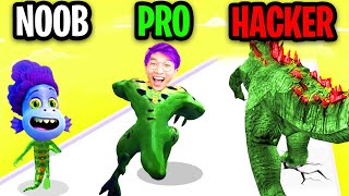 NOOB vs PRO vs HACKER In KAIJU RUN!? (NEW MAX LEVEL MONSTERS UNLOCKED!)