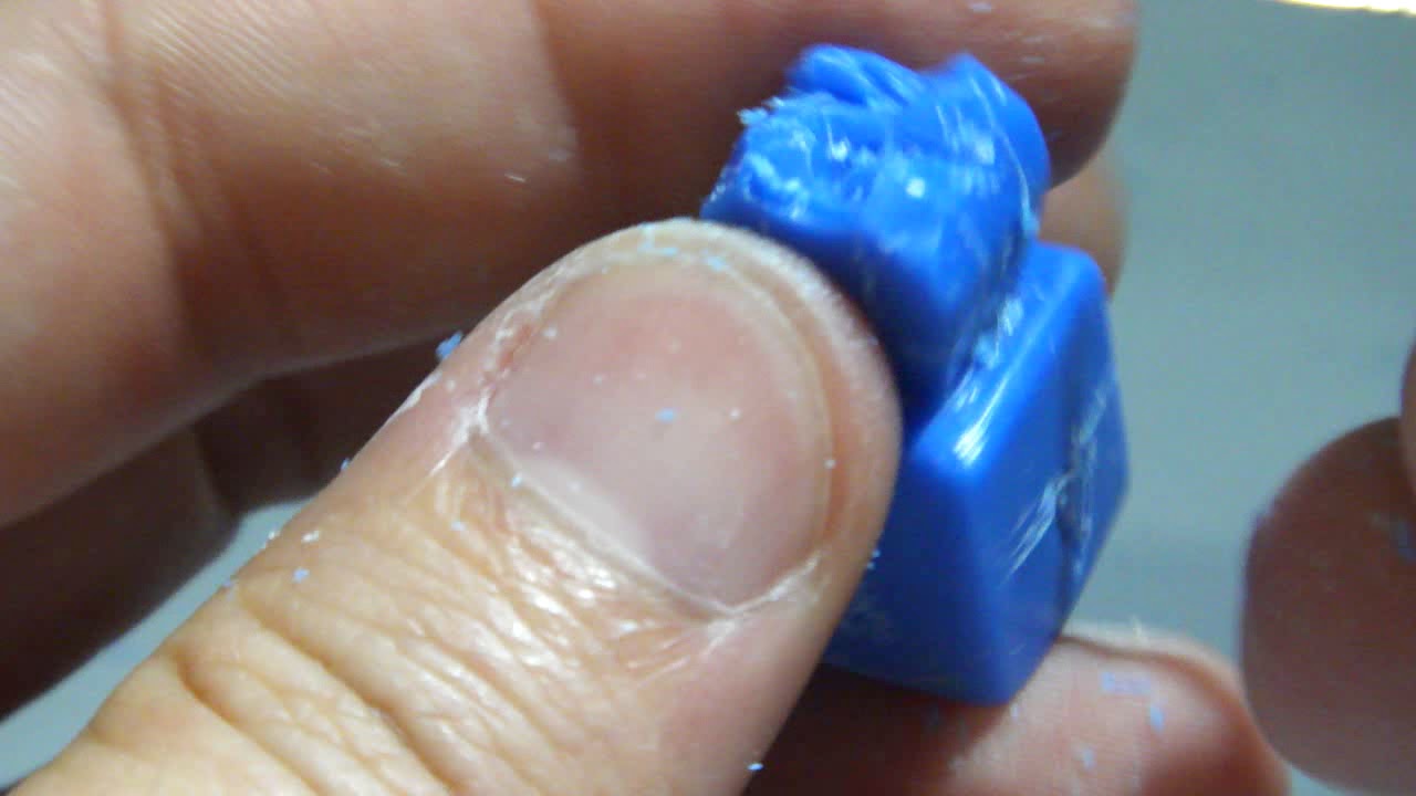 Escultura do  dente 16 - Primeiro Molar Superior  Direito- em cera pré-moldada