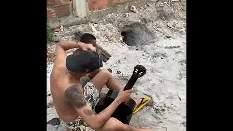O que é uma pessoa cabisbaixa?