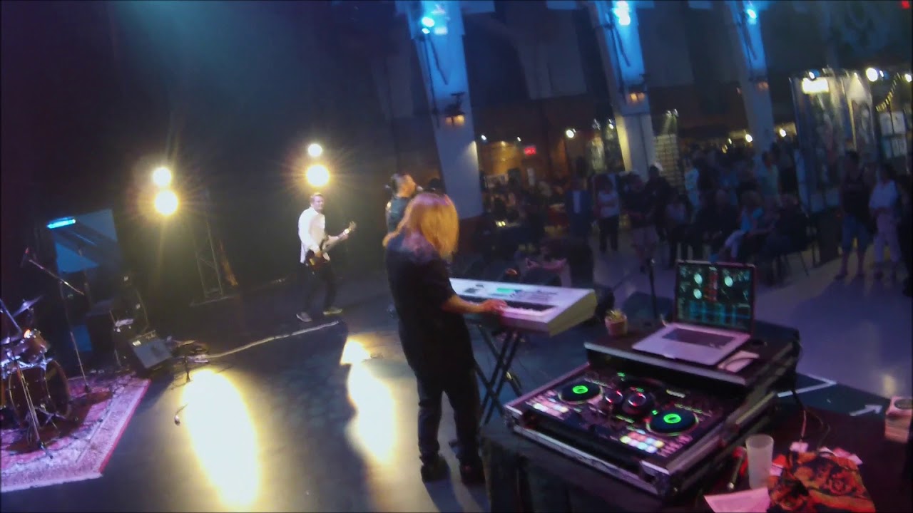 Watch S U N M I N D S Helpless and blind ( live) theatre paradoxe on YouTube Watch S U N M I N D S Helpless and blind ( live) theatre paradoxe on YouTube