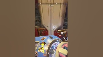 Gotta love a nice 1v3 #apexlegends #apexclips #1v3