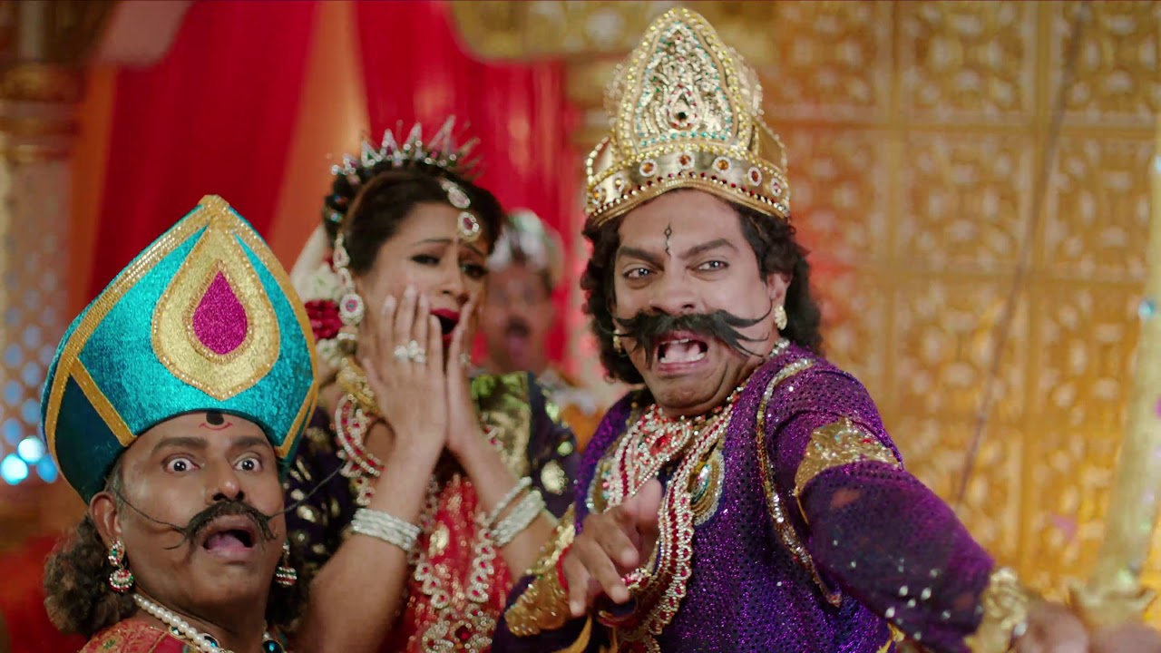 What could go wrong at a Royal Deepavali celebration? singapore tourist pass