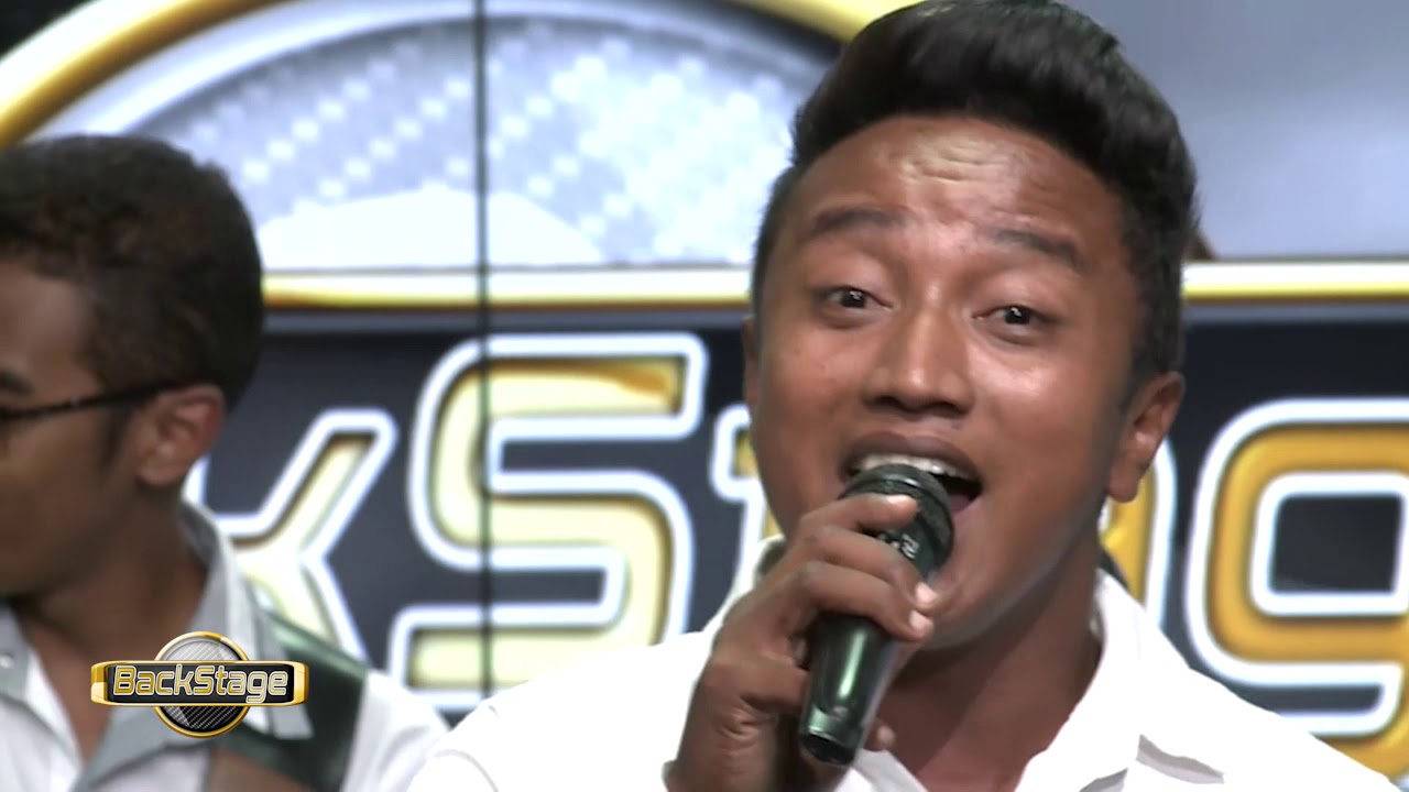 BACKSTAGE NY AVO SUR SKYONE