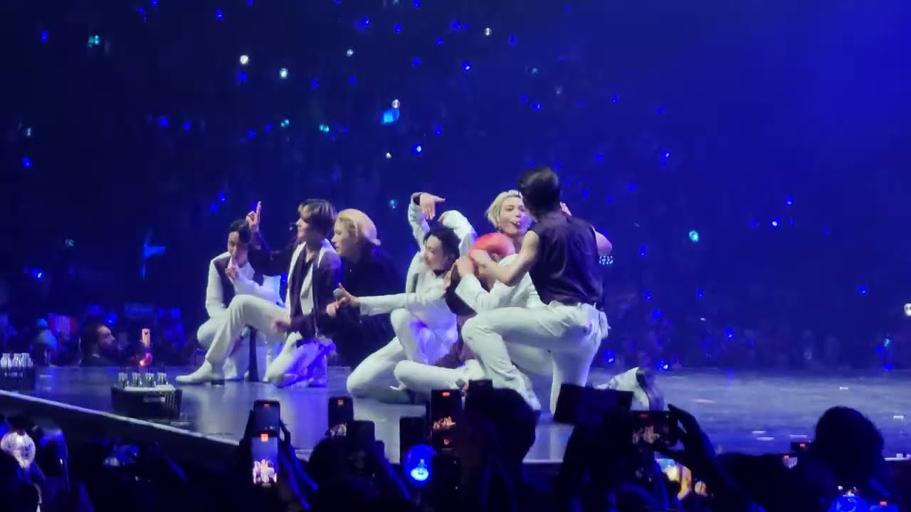 Ateez - Wave (LIVE 4K) + Ment | Hamilton 2022 | The Fellowship: Break The Wall Tour