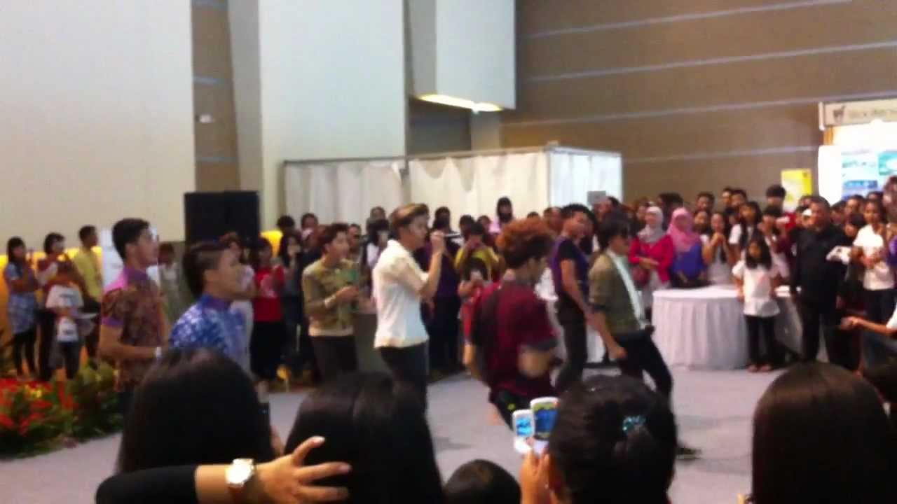 Rindu Ini - SMASH at Karnival Wisata on October 28th, 2012