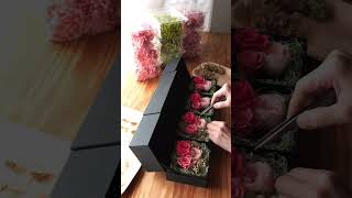 フラワーアレンジメント　バラのフラワーボックス　Flowerarrangement
