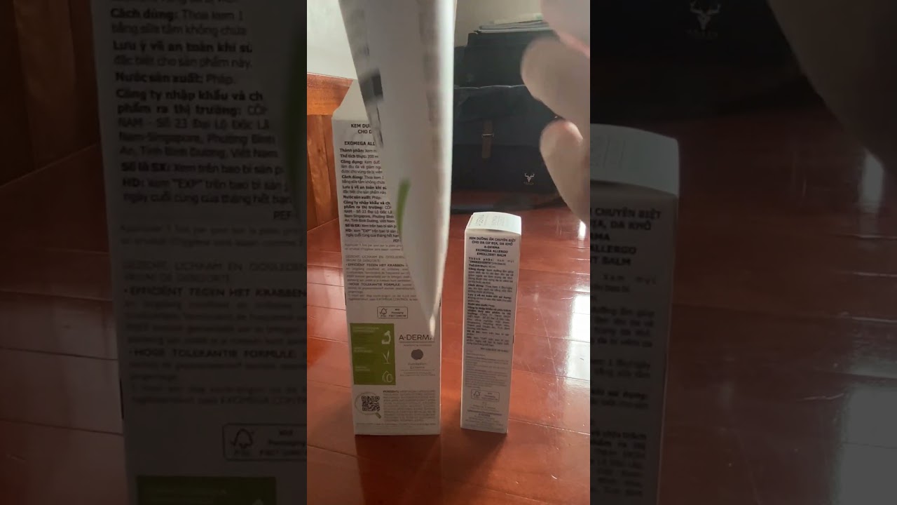 Phân biệt Kem dưỡng ẩm dành cho da mặt và cơ thể A-DERMA Exomega Allergo Emollient chính hãng DKSH