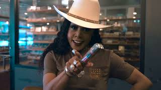 At the Cigar Bar with Dr. Candice Matthews! #od4l #zro #cigars #neverloveabitchagain