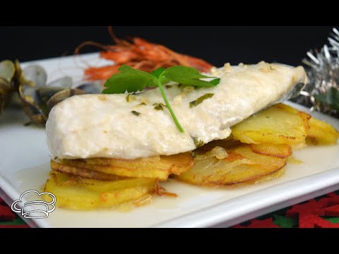 Merluza al horno con gambas y almejas. Recetas para Navidad