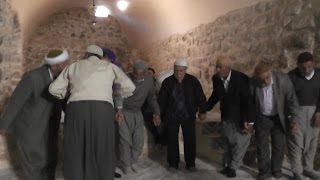 Sultan Şeyhmus Türbesinde Coşkulu Bir Zikir Hacı Osman Baba Mardinde Şeyh Musa Ziyareti 