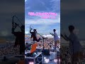 フェスでも楽器を弾かないバンド #shorts