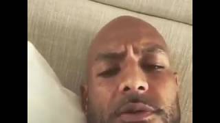 BOOBA CONSEILLE À KAARIS DE S’ENTRAÎNER, LA BAGARRE EST LA SEULE ISSUE