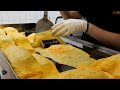 Omelette Cheese Egg Roll Kimbap / 오믈렛 치즈 계란말이 김밥 / Korean Snack Shop