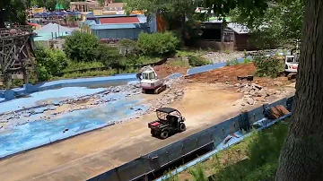 Splashwater Falls demolition Six Flags Over Georgia