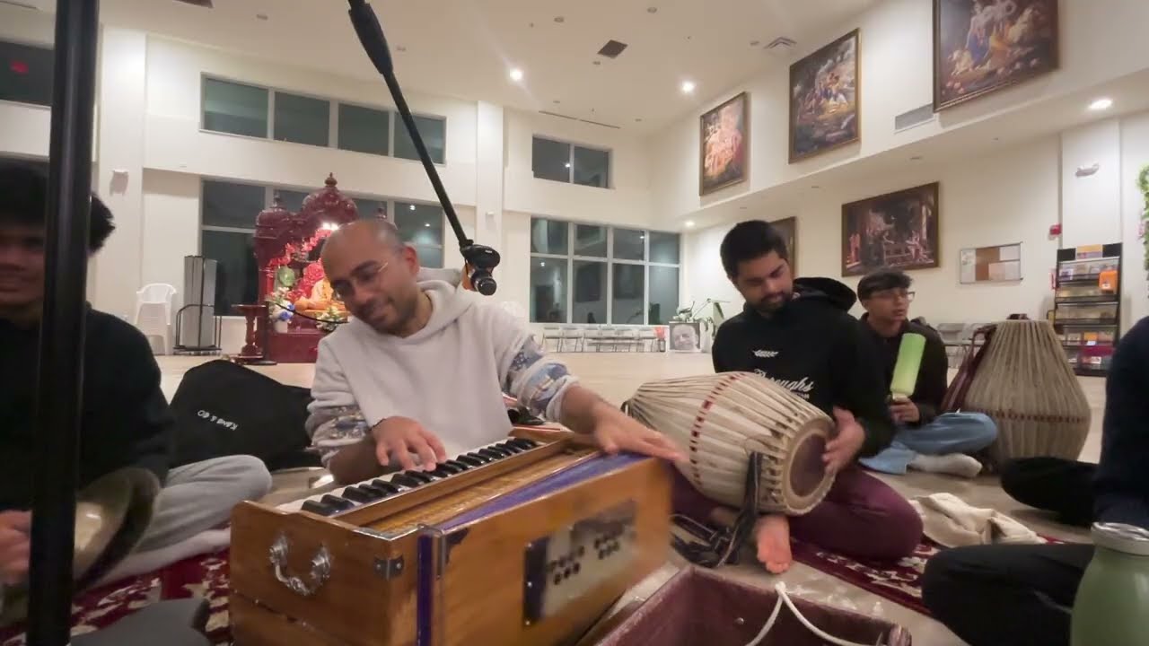 Dayal Mukunda | Thursday Night Kirtan | February 5th, 2026