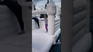 White Mini-Bounce House and Ball pit