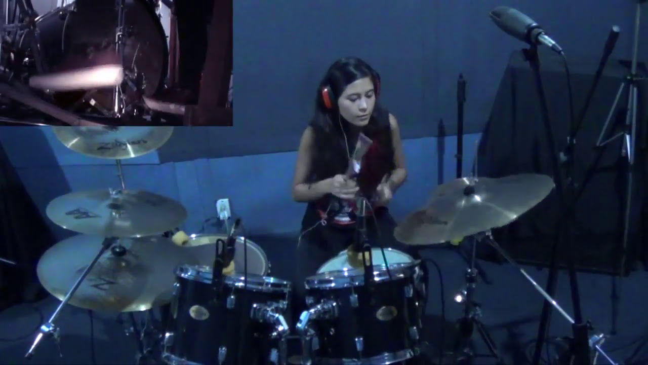 METALLICA BATTERY Drum cover by Daniela Pacheco & Enrique González