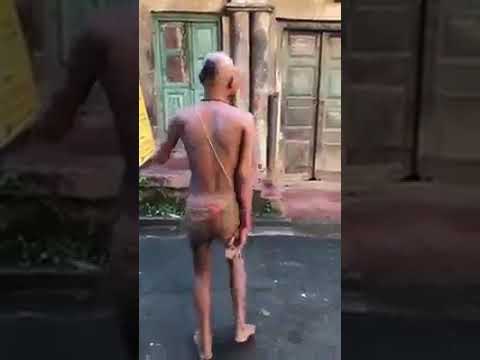 indian-guy-funny-singing-with-dance