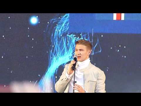 Ari Ólafsson - Amar pelos dois / Our Choice  (Eurovision Village, Lisbon 2018)