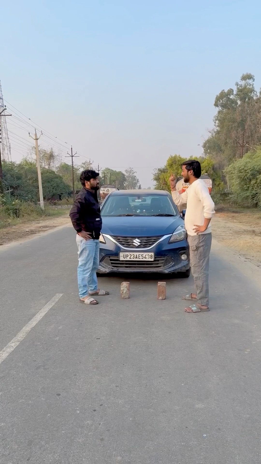 Hum dono mai dimag ki kami nahi hai #comedy #chunnumunnuvines #youtubeshorts #shorts #shortsfeed