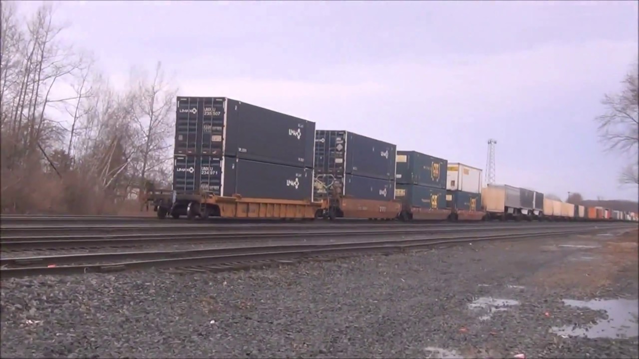 bnsf 5729 Big Fast CSX Intermodal Train
