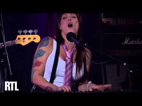 Putar Thru The Window Of My Mind - Beth Hart