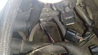 видео: Проверка электромагнитного клапана адсорбера автомобиля Mitsubishi Lancer 9 картинка: Проверка электромагнитного клапана адсорбера автомобиля Mitsubishi Lancer 9