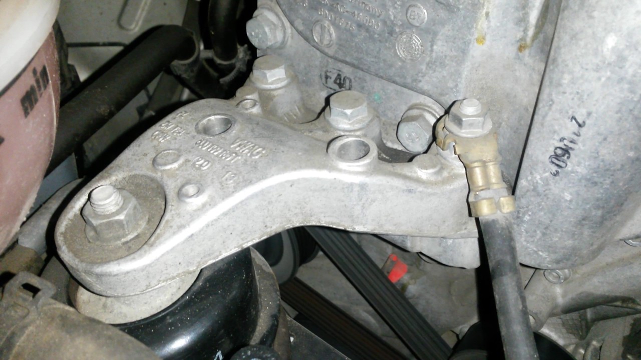 Стук двигателя на холодную. Поло седан. - YouTube